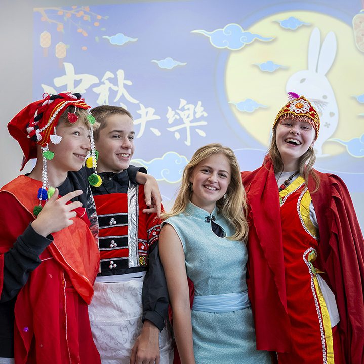 Billede fra Mid Autumn festival hold af Confucius Institute.