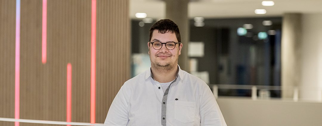 Webudvikler René får pris for at skabe et fantastisk læringsmiljø