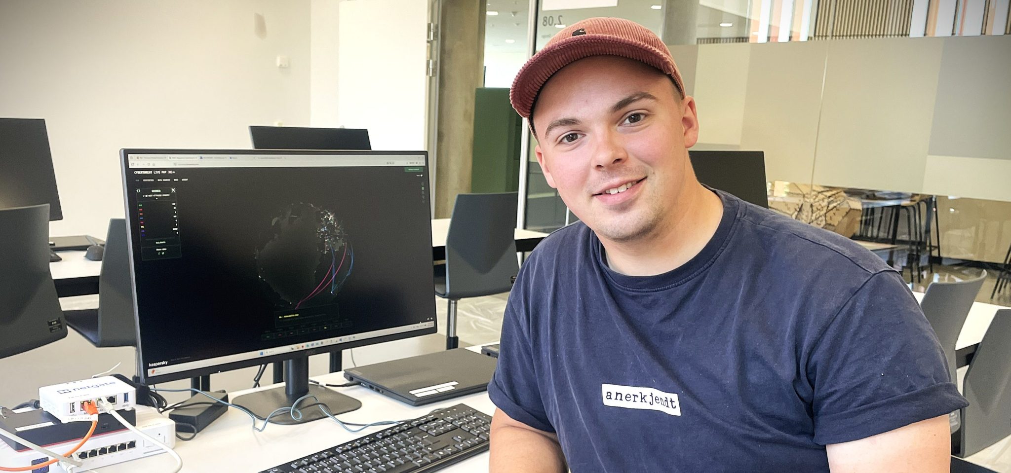 Studerende lærer at bekæmpe cyberangreb